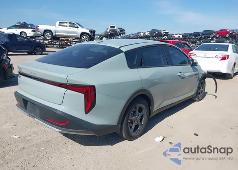 2025 Kia K4 Lxs z USA, uszkodzony, nr VIN 3KPFT4DE0SE209778